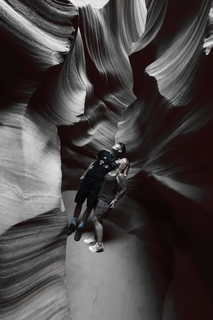 Road trip en famille : un ado et sa maman découvrent Antelope Canyon, Ouest américain