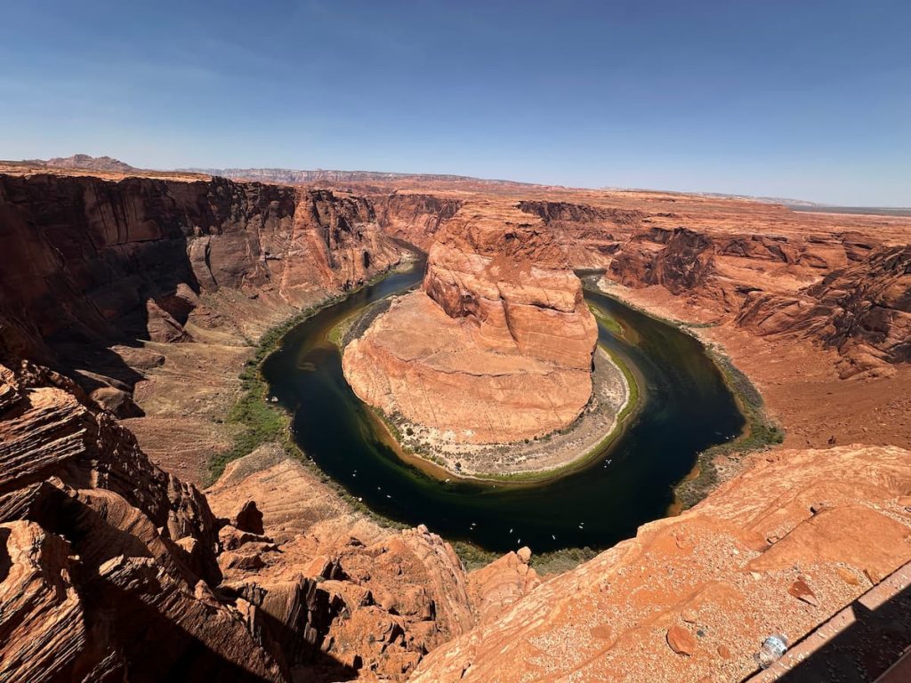 Photo de Horseshoe Bend à Page Arizona sur fond de ciel bleu