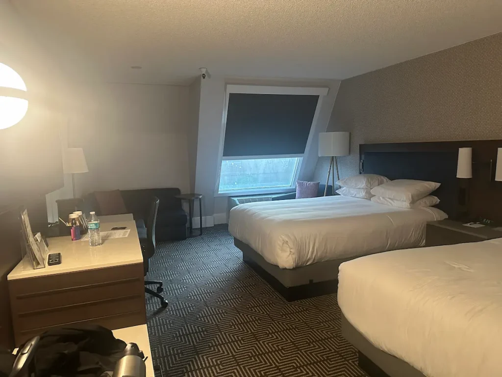 Chambre d'hôtel familiale avec deux lits au Riu Plaza de San Francisco, Californie