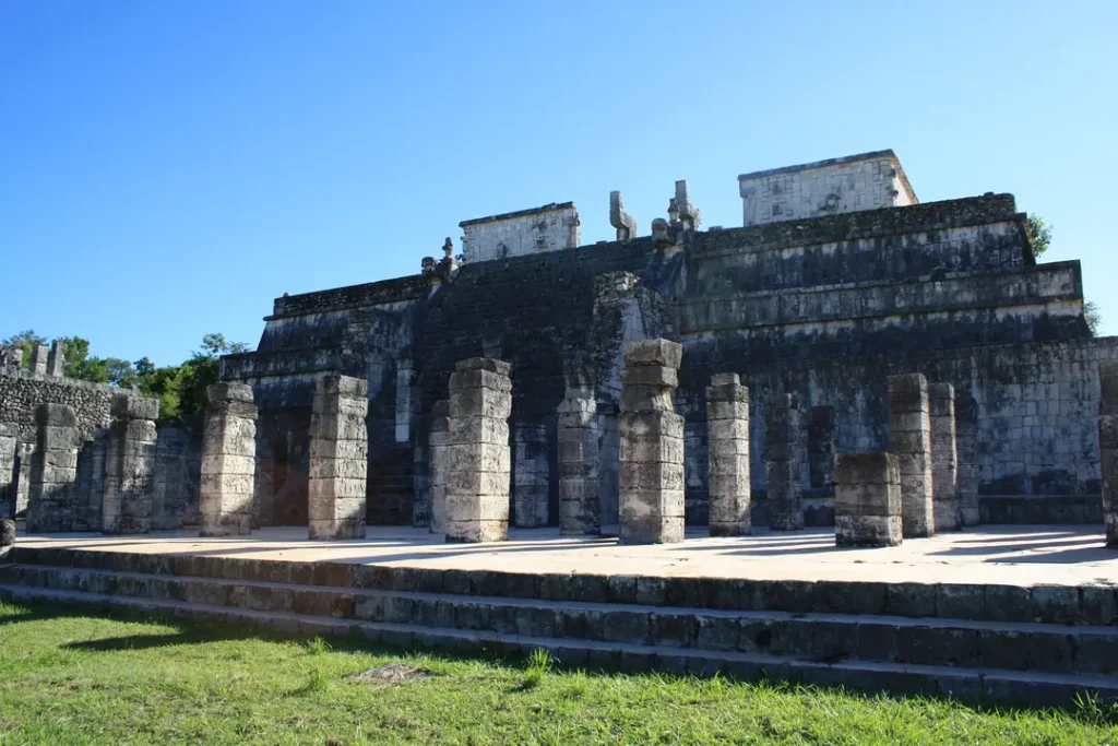 Photos du site de Chichen Itza lors de la visite d'une mère et de son ado, près de Valladolid au Mexique