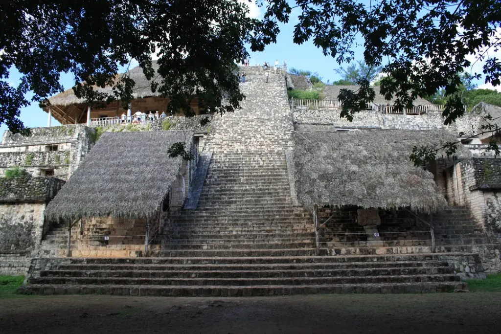 Site de Ek Balam près de Valladolid visité par une mère et son ado au Mexique