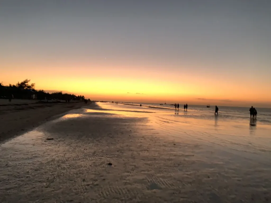 Ile de Holbox au Mexique visitée par une mère et son ado