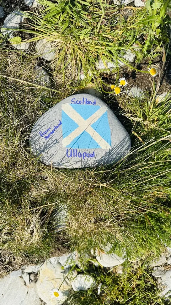 Plage de galet de Ullapool, Ecosse, Royaume Uni