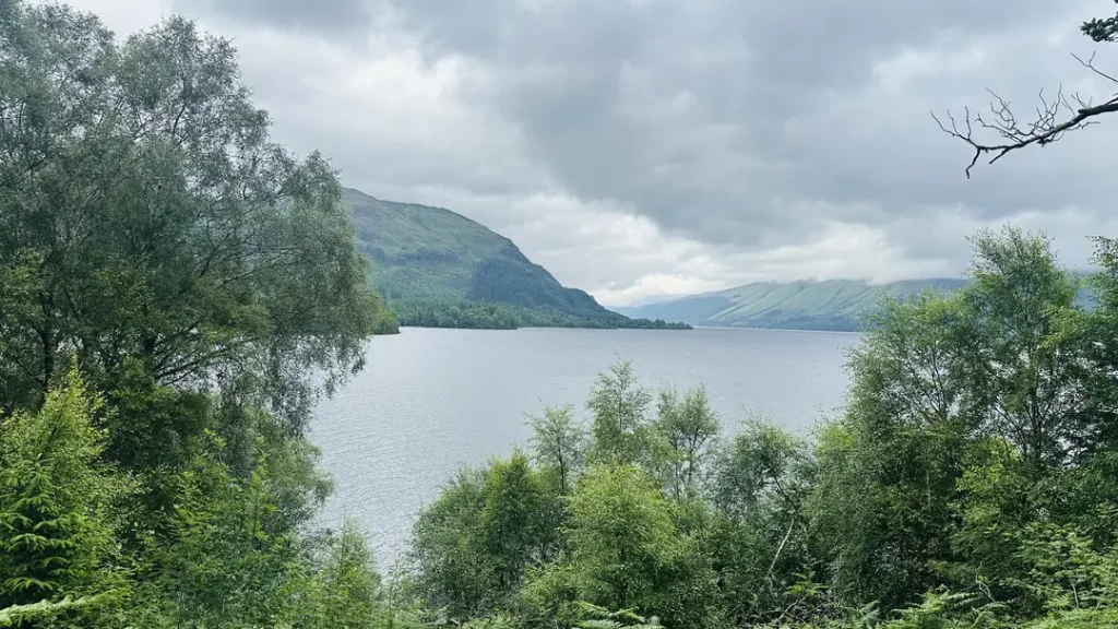 Loch Lochy en Ecosse, Royaume Uni